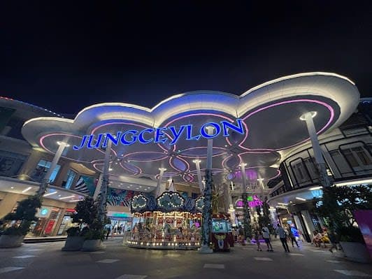 Jungceylon Shopping Mall