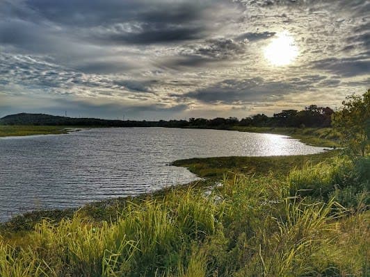 Habarana Lake