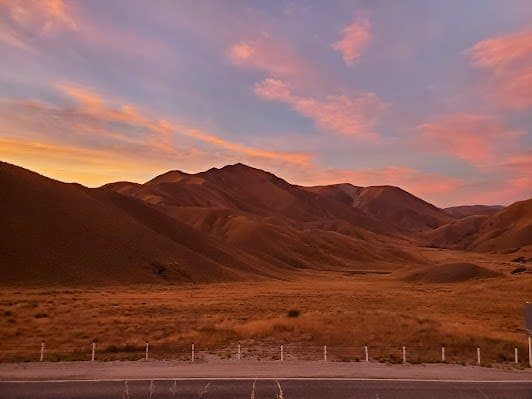 Lindis Pass Viewpoint