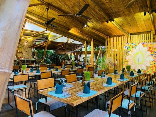 SPOONS Café Restaurant