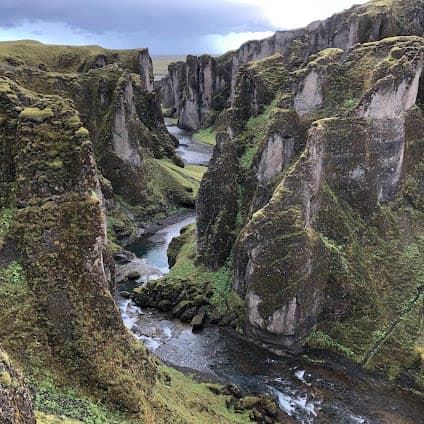 Fjaðrárgljúfur Canyon