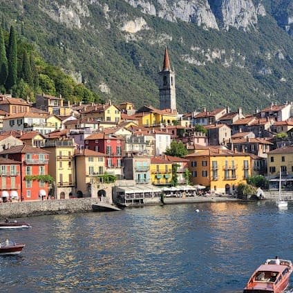 Lungolago di Varenna