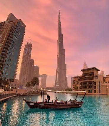 Dubai Fountain Lake Ride