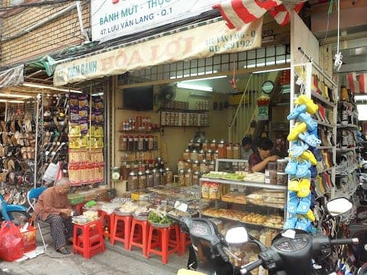 Ben Thanh Market photo 6