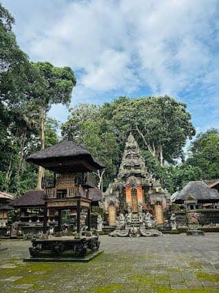 Sacred Monkey Forest Sanctuary photo 4