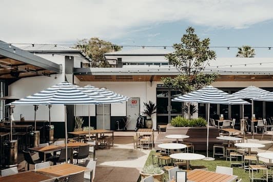 Waypoint Restaurant & Bar