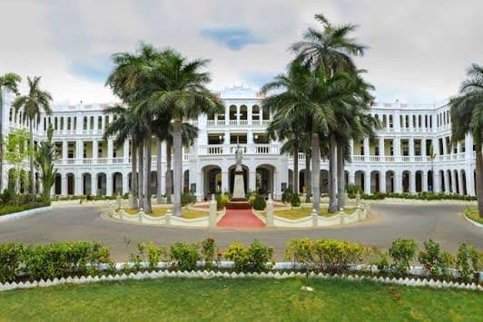 Loyola College