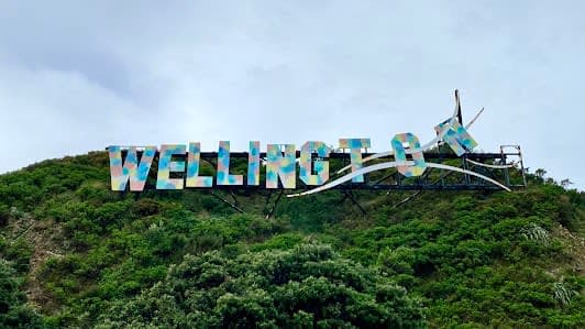 Wellington Sign