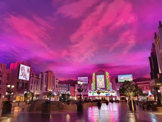 Warner Bros. World™ Yas Island, Abu Dhabi