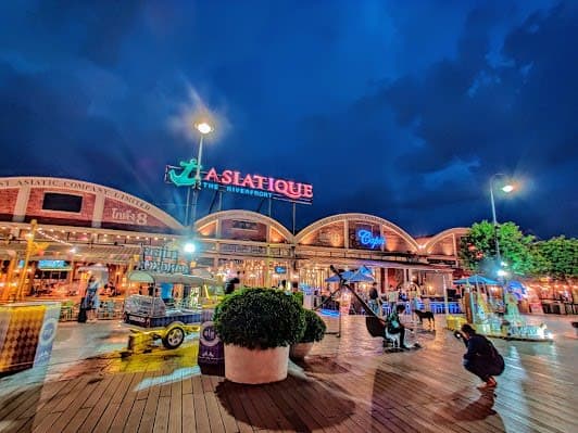 Asiatique The Riverfront