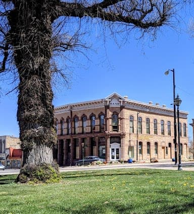 3-day itinerary in Las Vegas focusing on Top attractions and Nature and outdoor itinerary cover