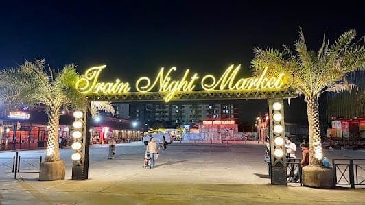 Train Night Market Srinagarindra