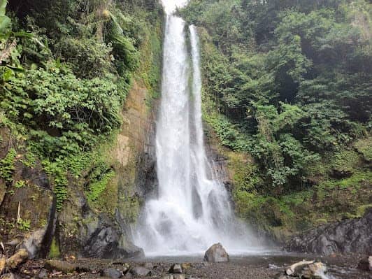 Gitgit Waterfall photo 6