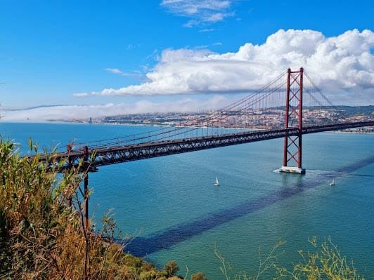 Ponte 25 de Abril