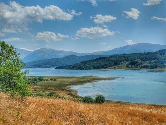 Lake Campotosto photo 2