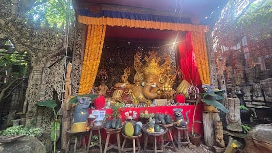 Baan Tawai Woodcarving Village