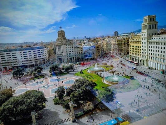 Plaça de Catalunya photo 6