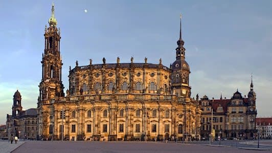 11 days in Munich, Germany: Family friendly itinerary with Top attractions and For kids and Shopping itinerary cover