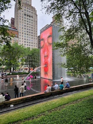 Crown Fountain photo 4