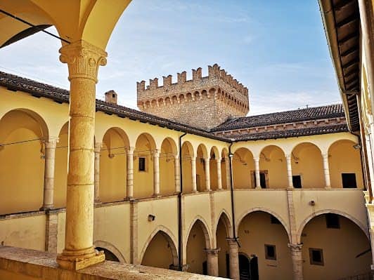 Piccolomini Castle photo 4
