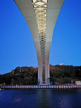 Ponte da Arrábida photo 7