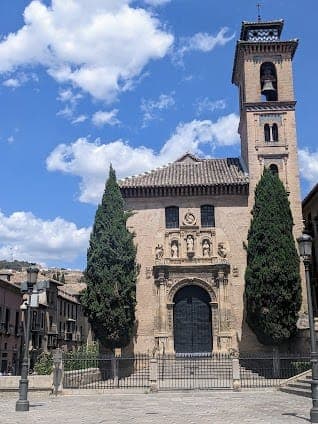 Iglesia de San Gil y Santa Ana