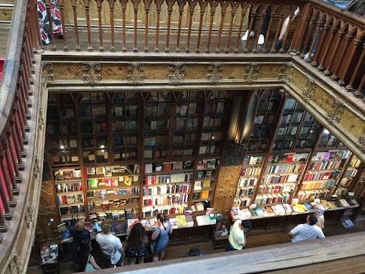 Livraria Lello photo 6