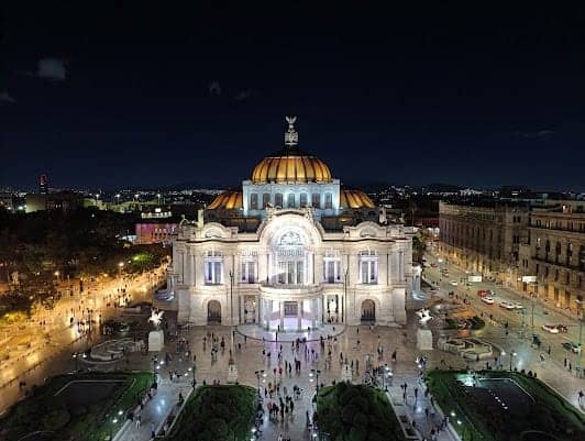 Palacio de Bellas Artes photo 2