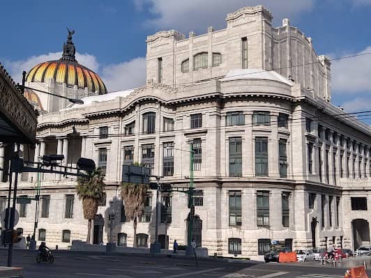 Palacio de Bellas Artes photo 3