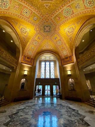 Royal Ontario Museum photo 3