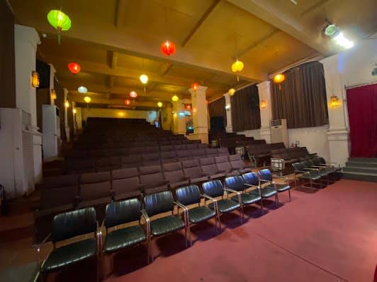 The Golden Dragon Water Puppet Theater photo 3