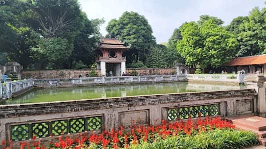 Temple Of Literature photo 4