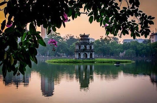 Hoàn Kiếm Lake