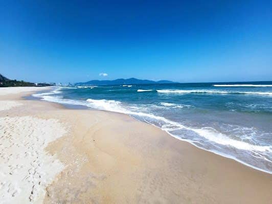 Non Nuoc Beach photo 2
