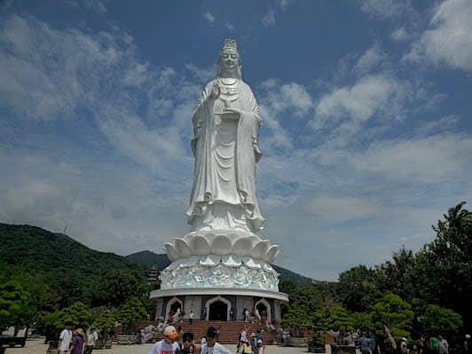 Chùa Linh Ứng
