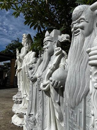 Non Nuoc Stone Carving Village
