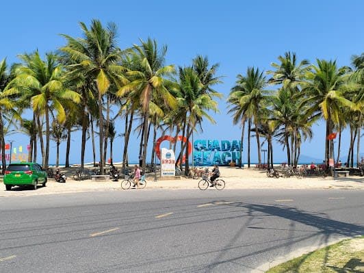 Bãi biển Cửa Đại