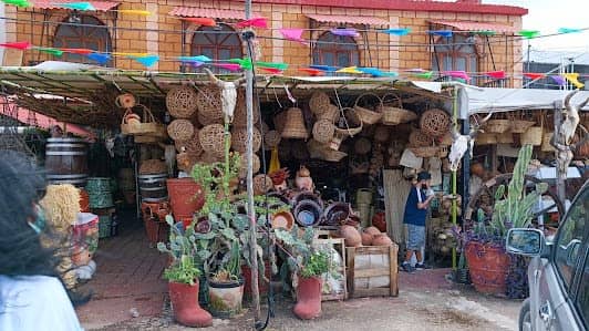 Market 23 photo 6