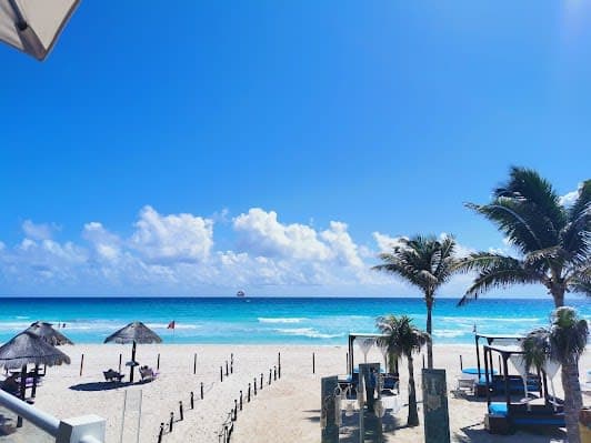 Coco's Beach Club Cancún