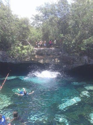 Cenote Azul