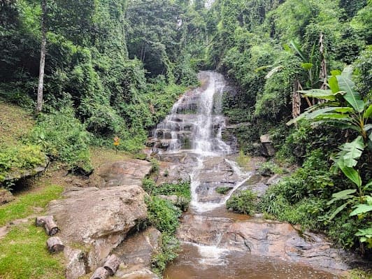 Huay Keaw Waterfall