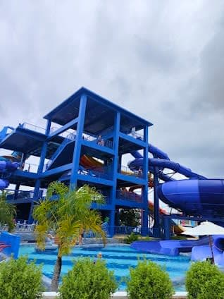 Splash Jungle Water Park