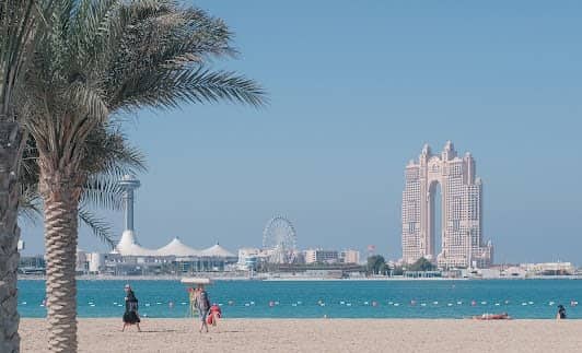 Corniche Beach photo 4