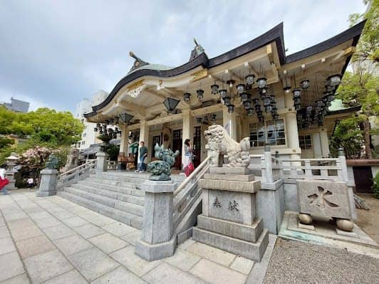 Namba Yasaka Jinja photo 2