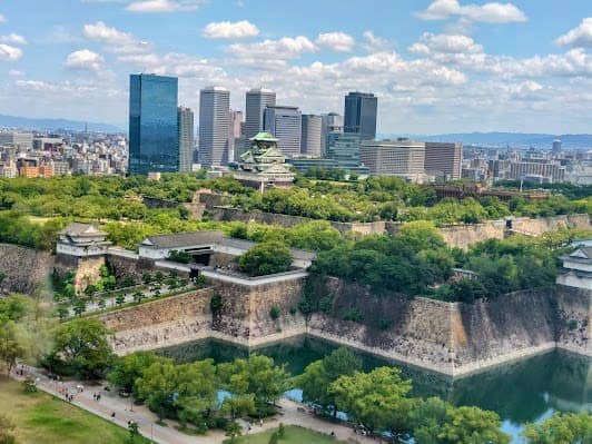 Osaka Castle Park photo 2