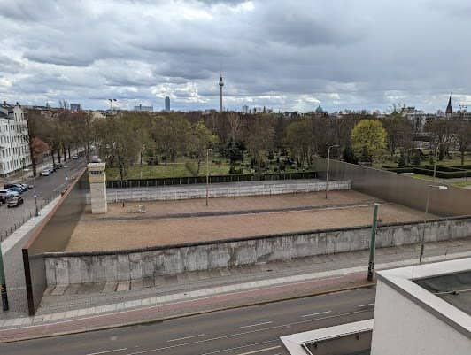 Berlin Wall Memorial photo 4