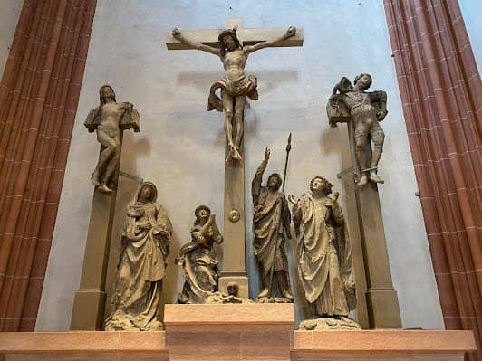 Frankfurt Cathedral photo 4