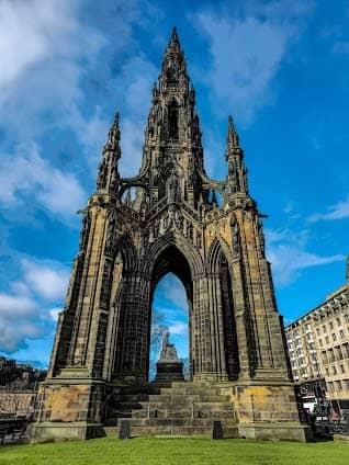 Scott Monument