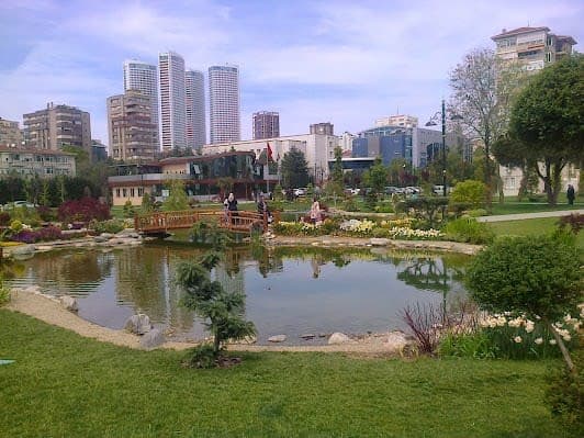 8 days in Istanbul, Türkiye: itinerary with Top attractions and Shopping and Nature and outdoor itinerary cover