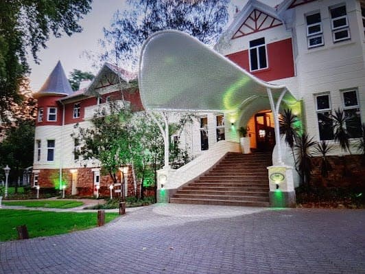 Johannesburg, South Africa 5-day travel plan covering Top attractions and For kids itinerary cover